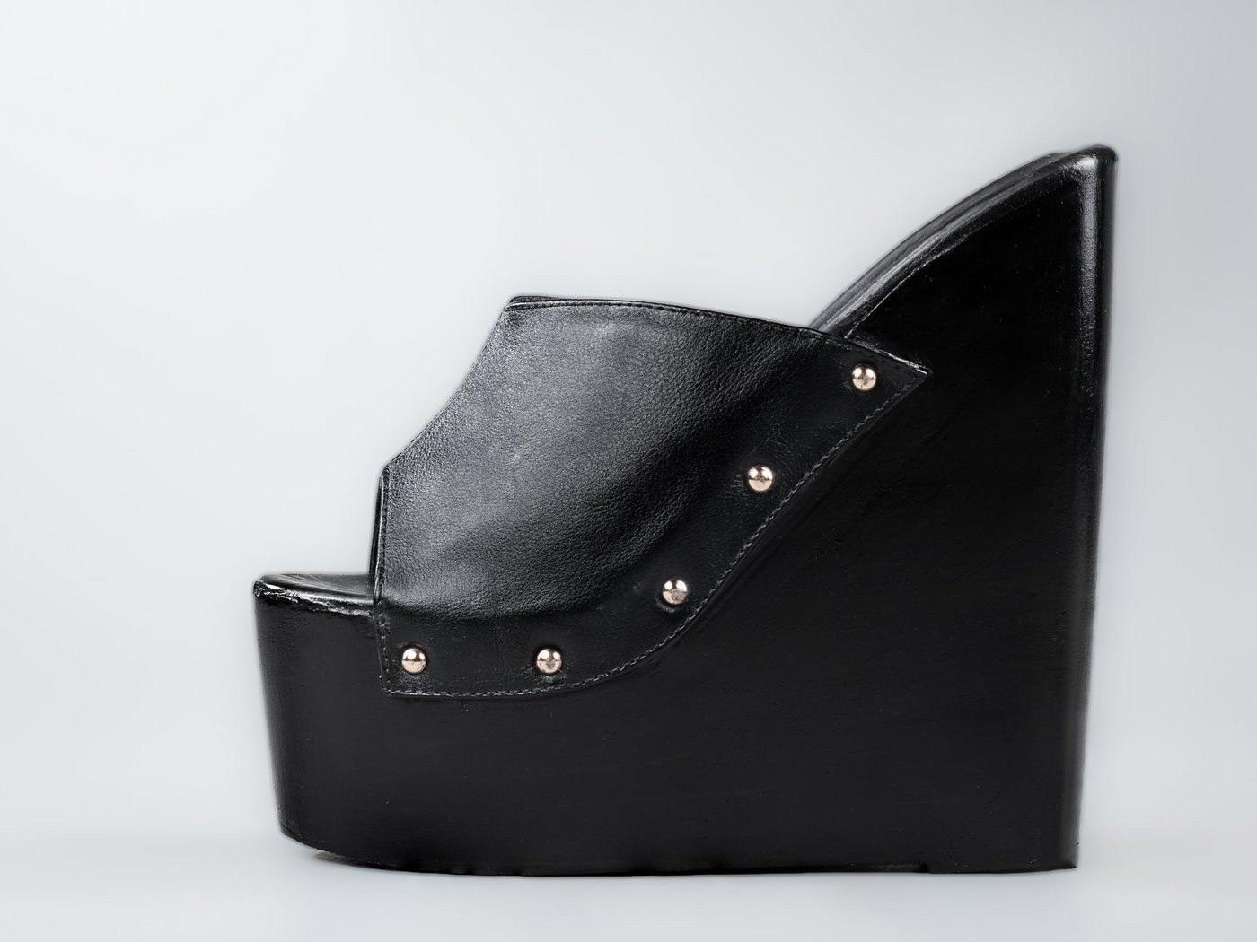 Amber Black, profile