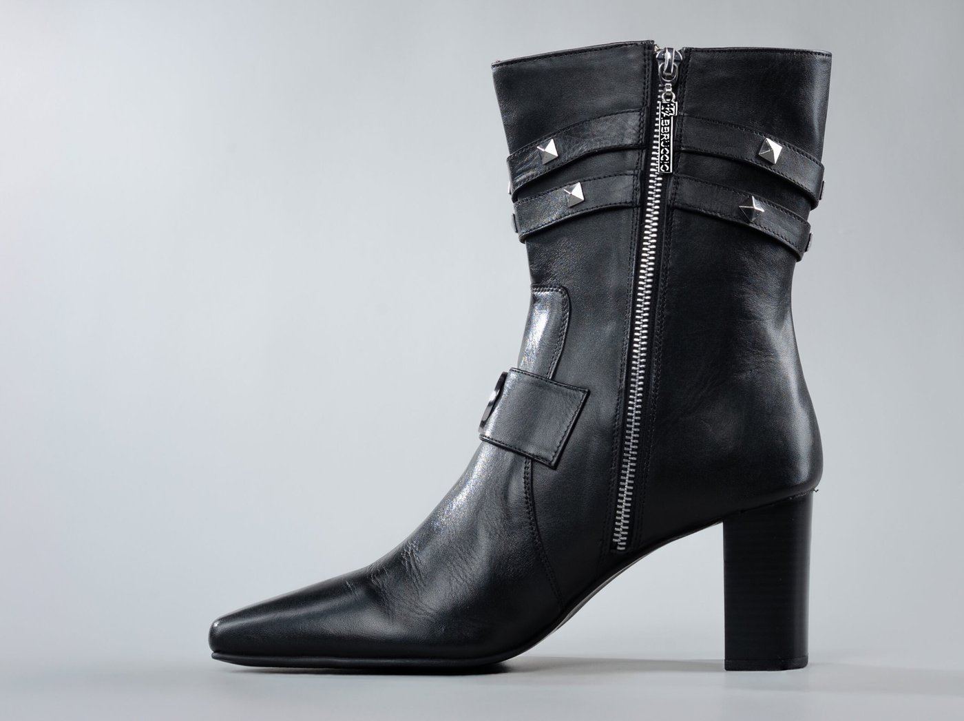 The Paris Black, side view and 3 inch block heel